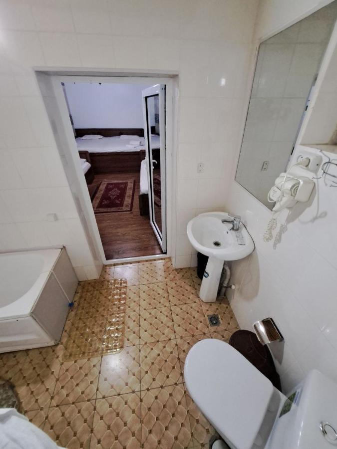 Umar Hotel In The Old City Buxoro Ngoại thất bức ảnh