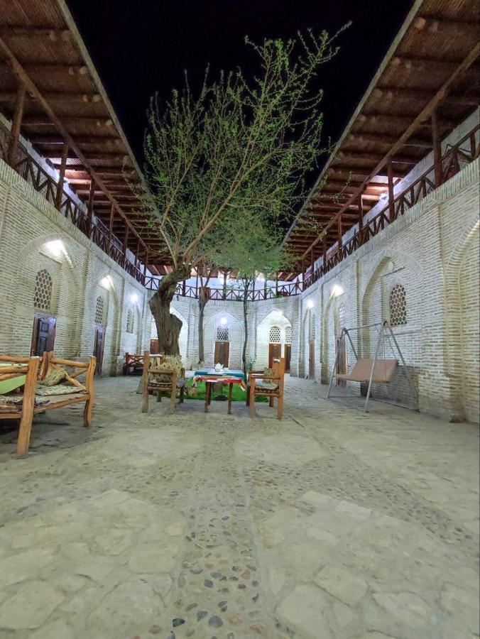 Umar Hotel In The Old City Buxoro Ngoại thất bức ảnh